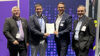 Übergabe des Zulassungsnachweis für genuscreen Virtual