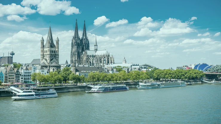 Kölner Dom und der Rhein